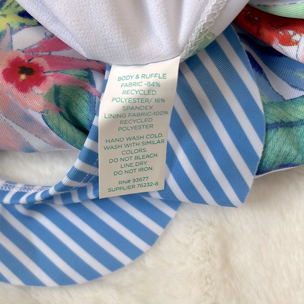 Outdoor Oasis One Piece Swimsuit Women's Sz Small White Tropical NWT - Picture 10 of 10